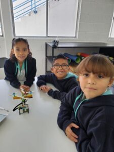 colegio-loreto-robotica-segundo