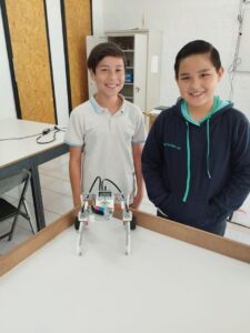 colegio-loreto-robótica-alumnos